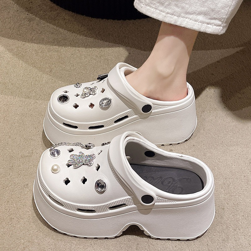 Cách Chọn Dép Sục Crocs De Cao 5cm Đẹp, Êm Chân Và Phù Hợp Xu Hướng 2026 Cách Chọn Dép Sục Crocs De Cao 5cm Đẹp, Êm Chân Và Phù Hợp Xu Hướng 2026