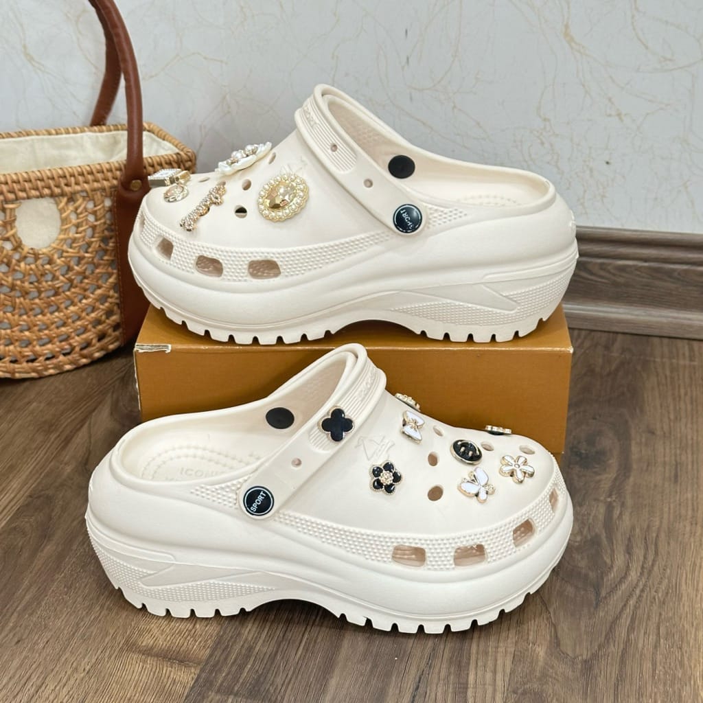 Review Dép Sục Crocs De Cao 7cm: Có Đáng Mua Cho Giới Trẻ Hiện Nay?